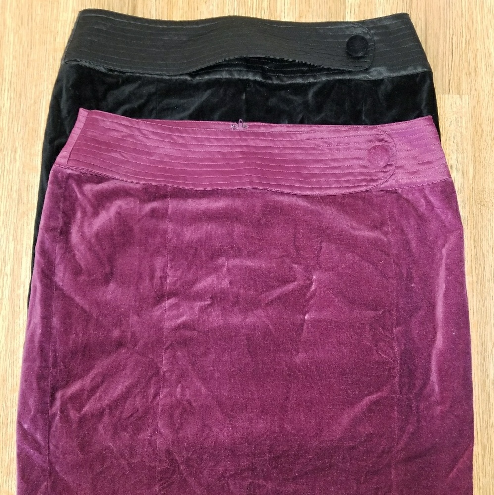 Behnaz skirt size 9 black and maroon